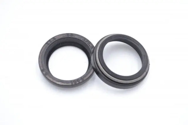 Power steering oil seal E 23.5*30*4/6.5, AE, D31, 23,5X30X4/6,5, 2300421, KitBox