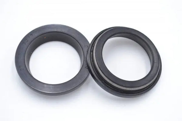 Power steering oil seal E 27*37*3.5/7, AE, H41, 27X37X3,5/7, 2399980, KitBox